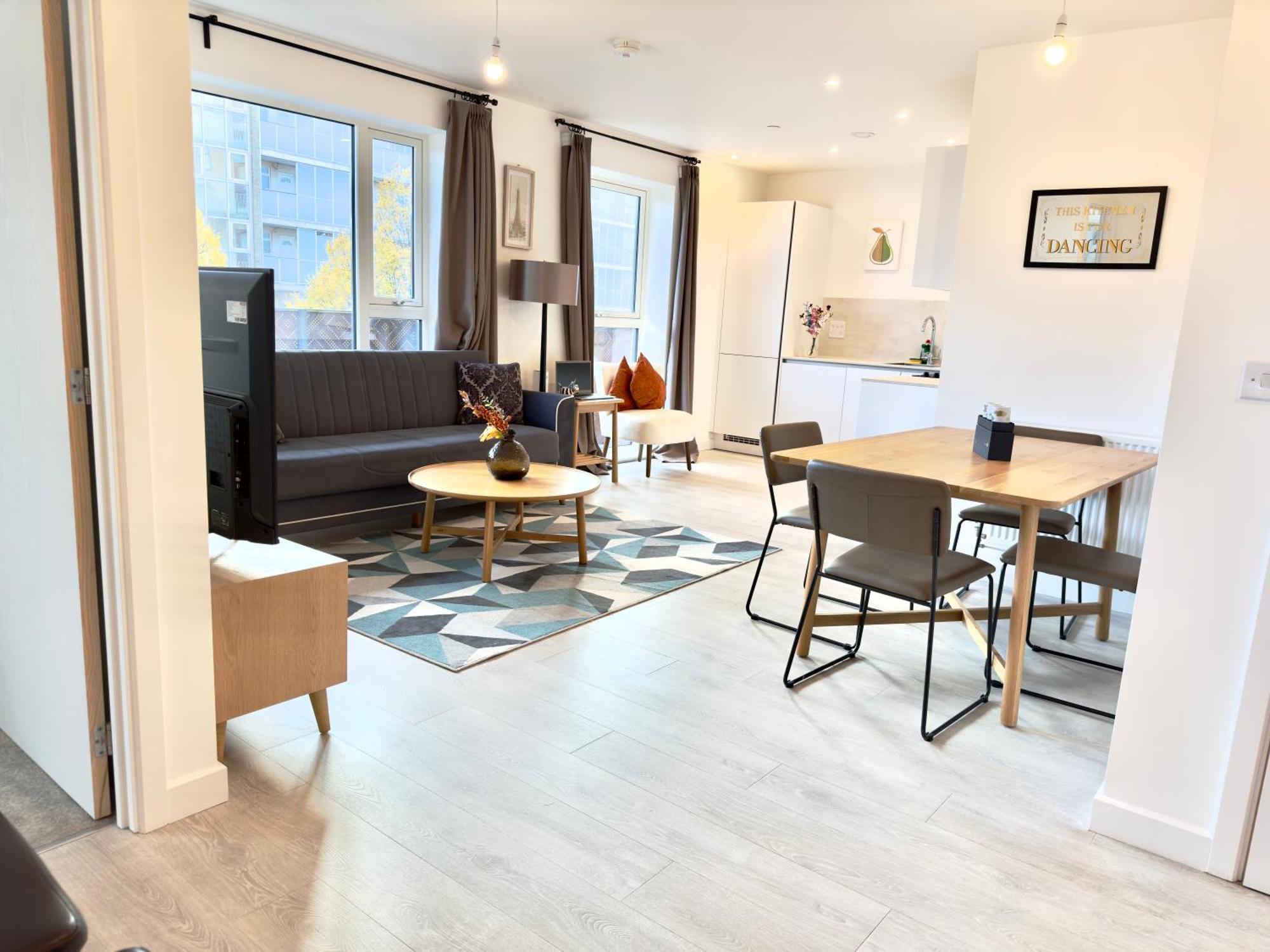 3Bedroom, 2Bathroom, Balcony,Luxury Flat Westfield Londra Esterno foto