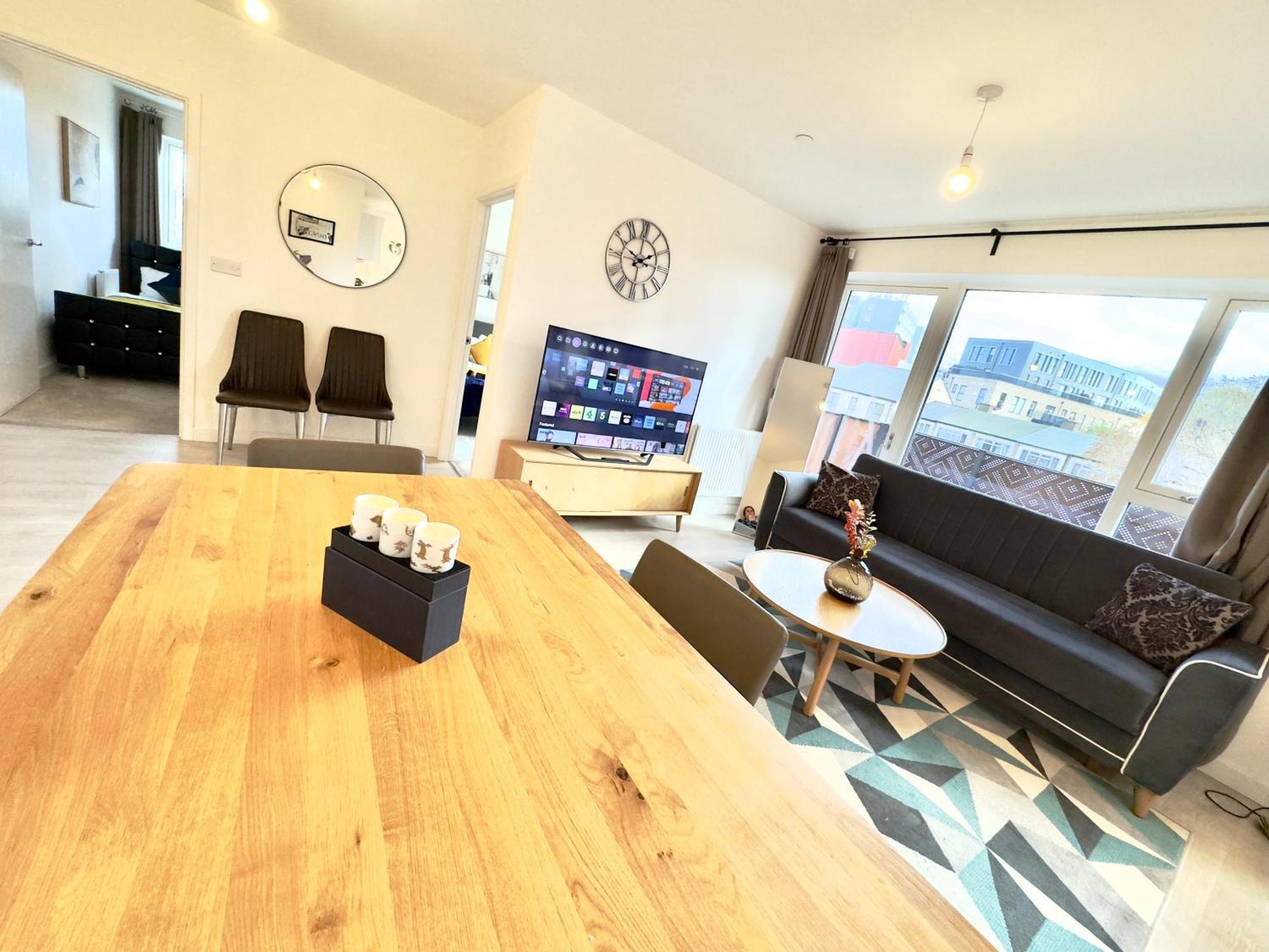 3Bedroom, 2Bathroom, Balcony,Luxury Flat Westfield Londra Esterno foto